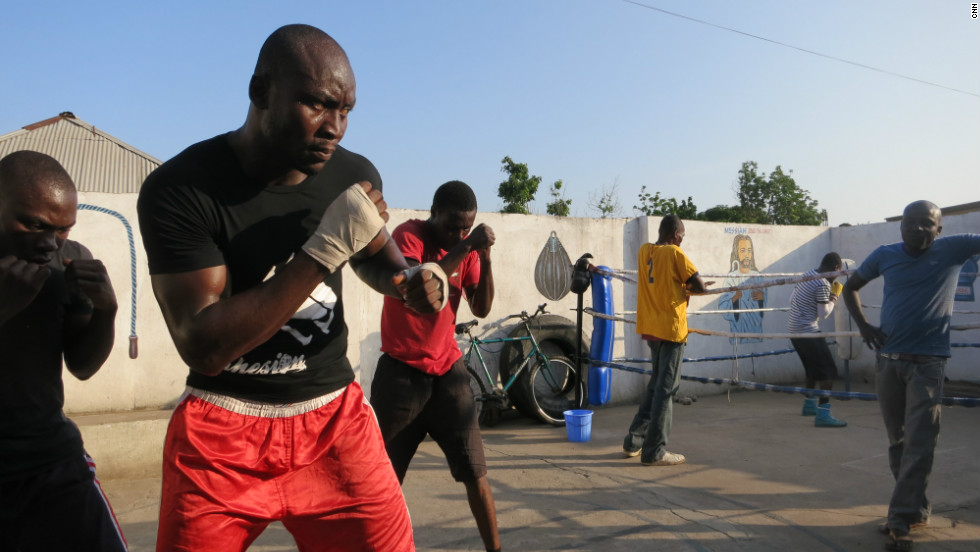 One of Ghana&#39;s most popular sports, boxing is helping some young athletes to escape poverty.