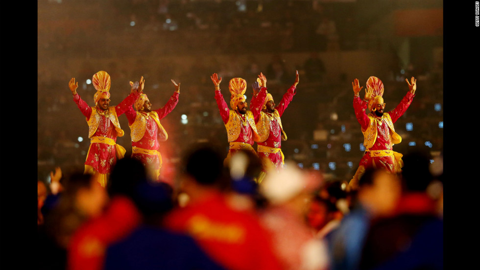 Artists perform during the closing ceremony.