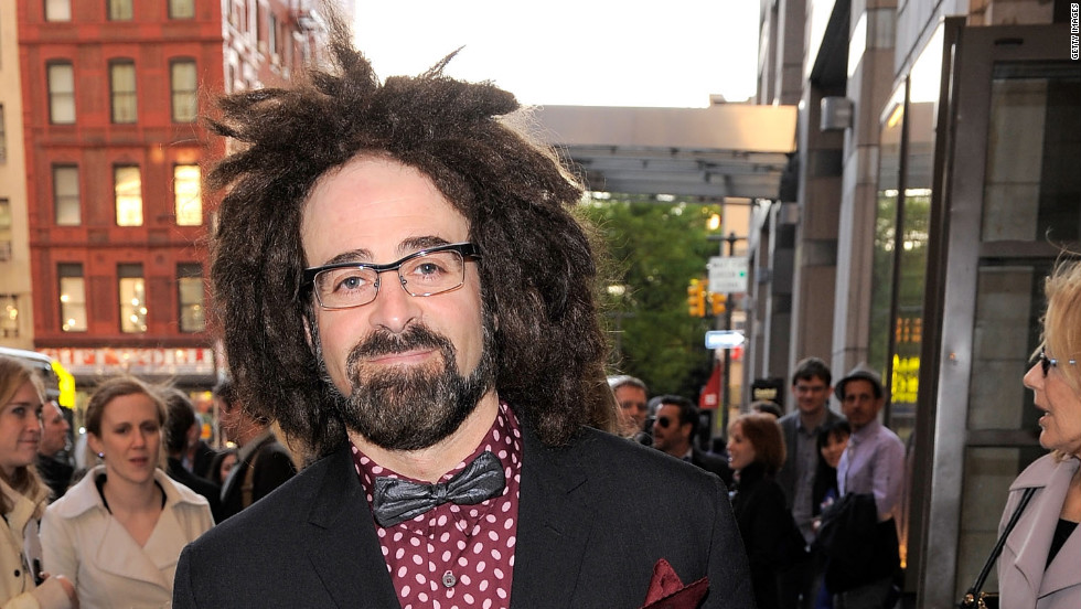 Counting Crows frontman Adam Duritz and Aniston dated in 1995. &quot;We never even slept together,&quot; Duritz once said of their romance, via &lt;a href=&quot;http://www.usmagazine.com/celebrity-news/pictures/can-you-believe-they-dated-20091812/5867&quot; target=&quot;_blank&quot;&gt;US Weekly.&lt;/a&gt;