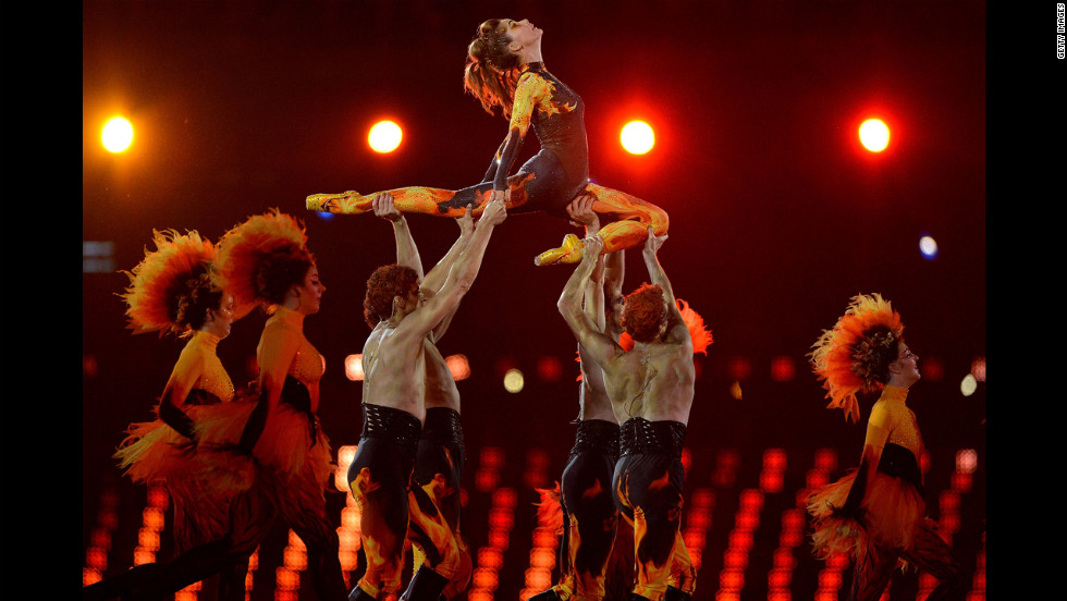 Ballerina Darcey Bussell performs with the Royal Ballet.