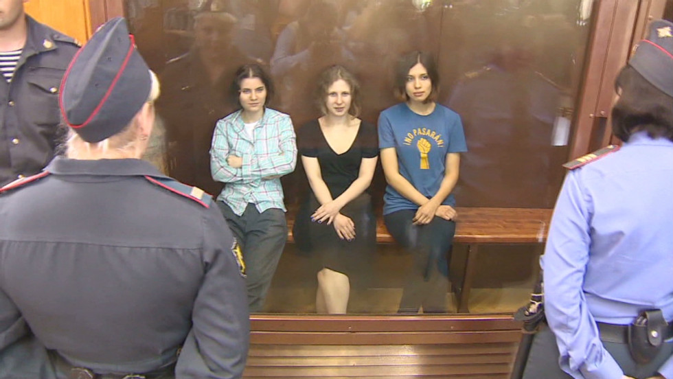 Russian Court Imprisons Pussy Riot Band Members On Hooliganism Charges Cnn 