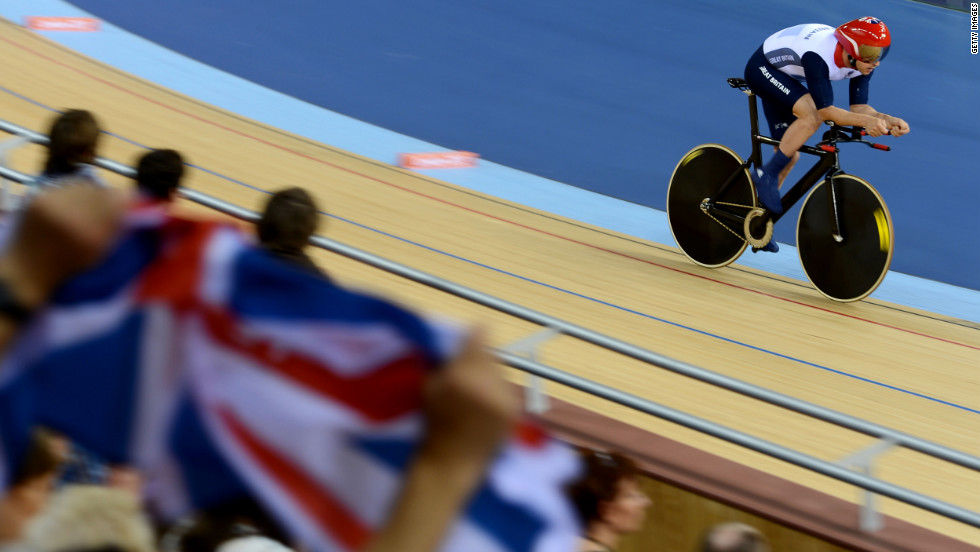Mark Colbourne of Great Britain competes in the men&#39;s individual cycling event.