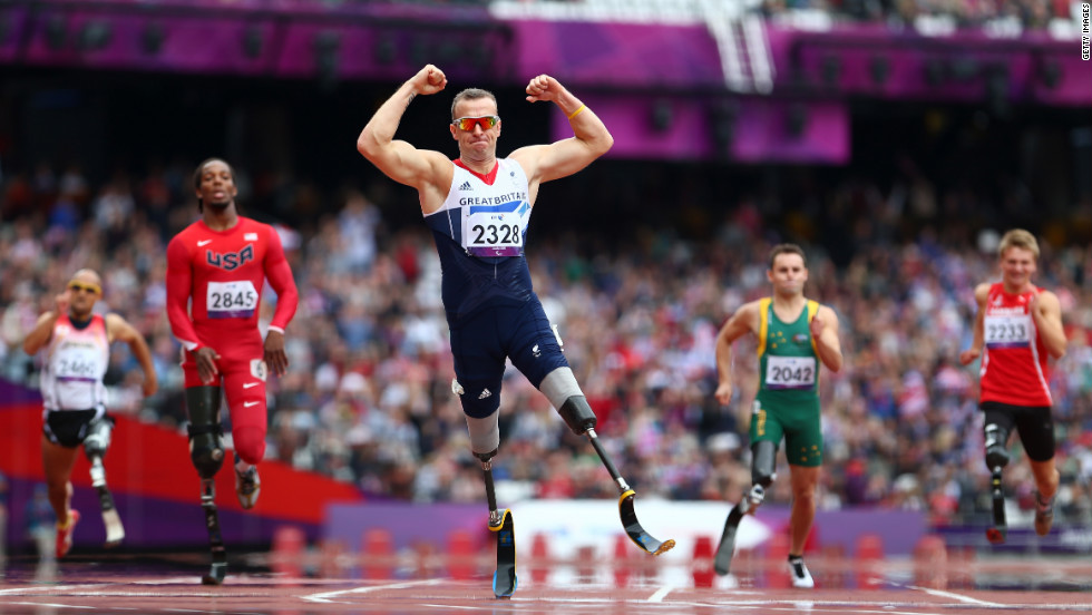Richard Whitehead of Great Britain celebrates winning gold in the men&#39;s 200-meter T42 final.