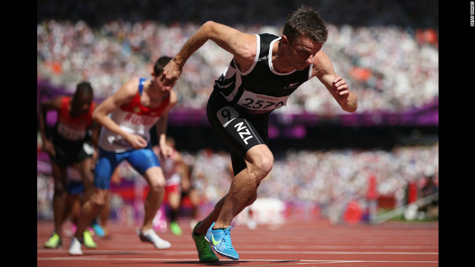 Tim Prendergast of New Zealand competes in the men&#39;s 800-meter T13 final on Saturday.