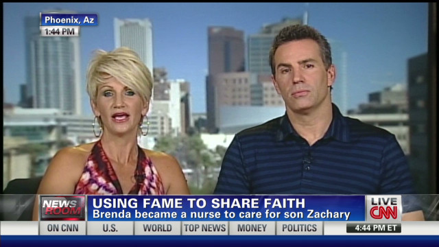 From Kurt Warner S Wife To Internet Famous Cnn