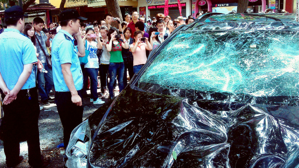 Demonstrators showed their discontent by targeting imports from Japan, including this Japanese car damaged in Xi&#39;an, northwest China&#39;s Shaanxi province. 