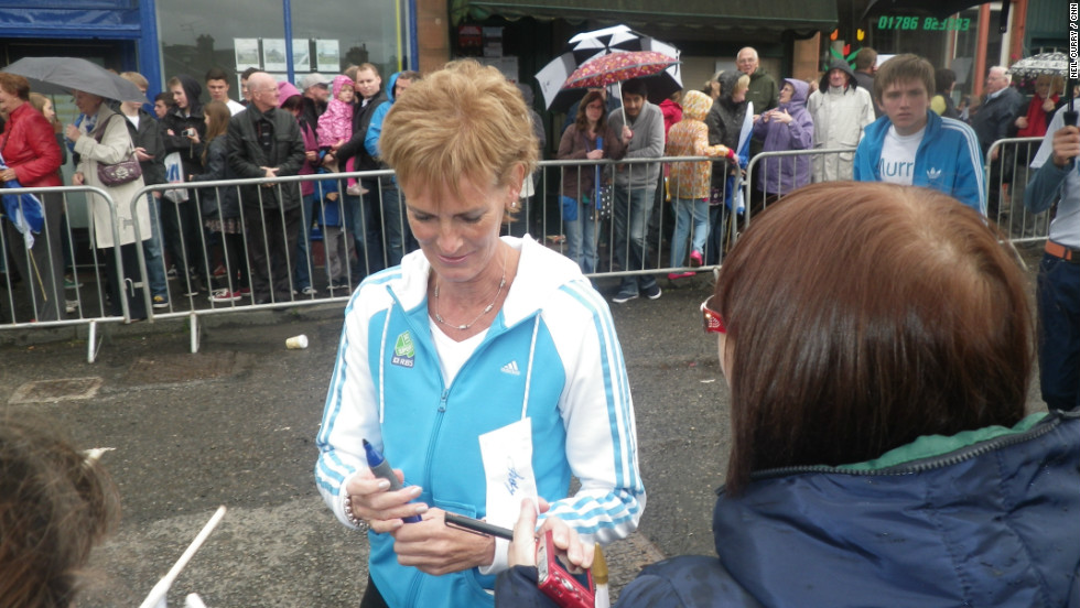 Murray&#39;s mother Judy was also present to greet the crowds. Judy is a tennis coach and Britain&#39;s Fed Cup captain.