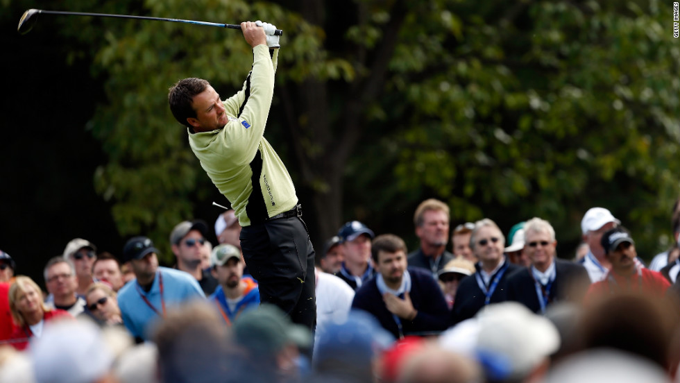 Team Europe&#39;s Graeme McDowell drives off the 15th tee Friday.