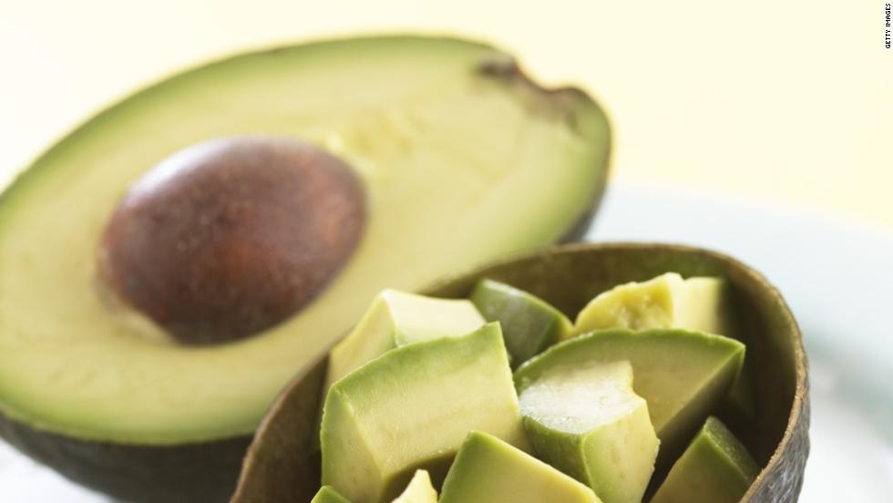 Avocados pack a mixture of fatty acids, monounsaturated fats and antioxidants that help lower inflammation and clear blood vessels.
