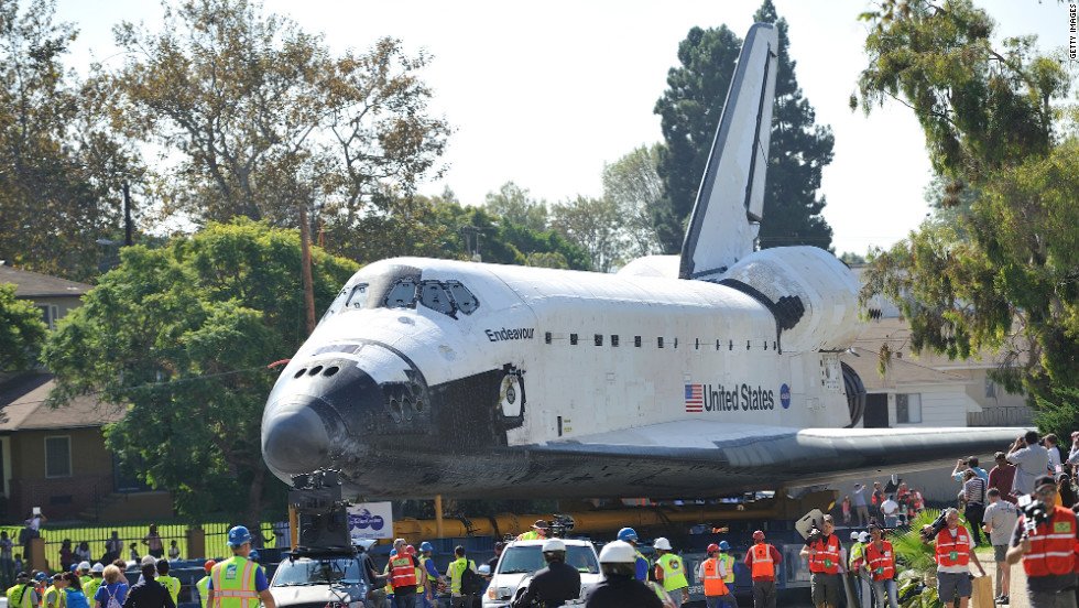 Endeavour creeps down Crenshaw Drive.