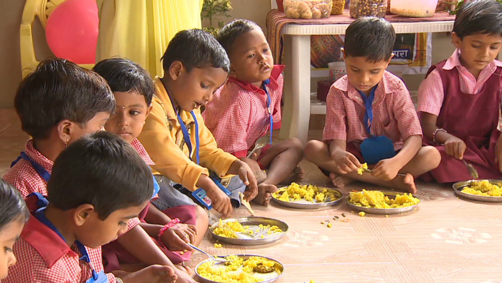 Why Does Indian Eat With Their Hands