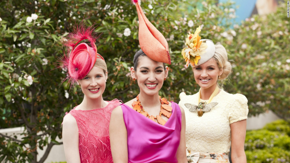 The 2011 &quot;Fashions on the Field&quot; winner Angela Menz (center) with finalists Alex Foxcroft and Louise Struber.