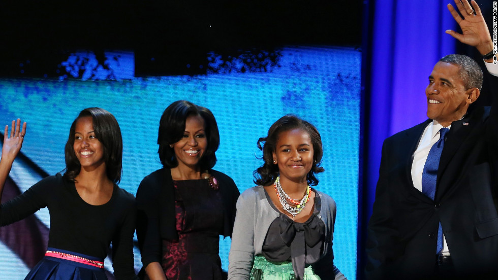  President Barack Obama walked onstage with first lady Michelle Obama and daughters Sasha and Malia to deliver his victory speech.