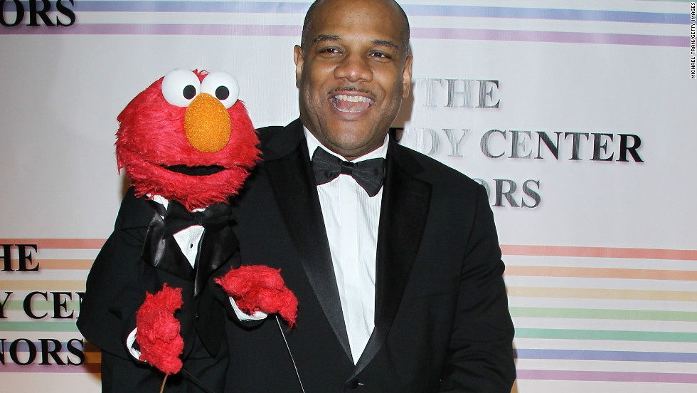 Øst Timor Trofast hoste 2012: Voice of Elmo leaves 'Sesame Street' - CNN Video