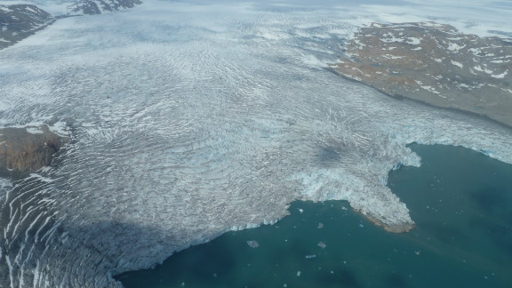 Detecting The Dangers Of Greenland's Giant Icebergs - CNN