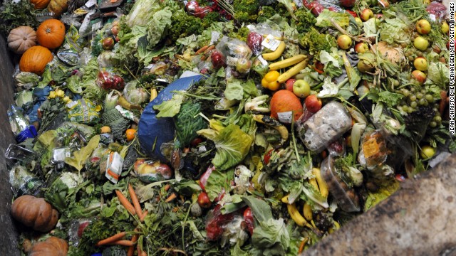 Why world leaders are eating &#39;landfill salad&#39; and cucumber-butt pickles