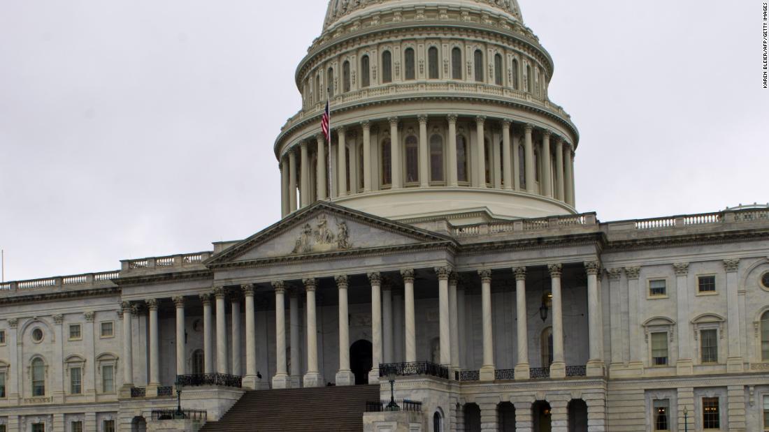 U.S. Capitol Officers Debate Mistrust Votes for Leaders in Capitol Riots