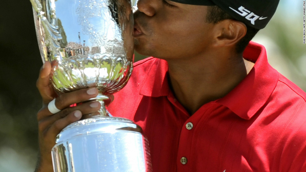 Tiger&#39;s last major title -- his 14th in total -- came at the 2008 U.S. Open. The following year news of his extra marital affairs broke and he took a break from the game. Nike stood by him, chairman Phil Knight calling it a &quot;minor blip&quot; but the 37-year-old has struggled to recapture his best form since.