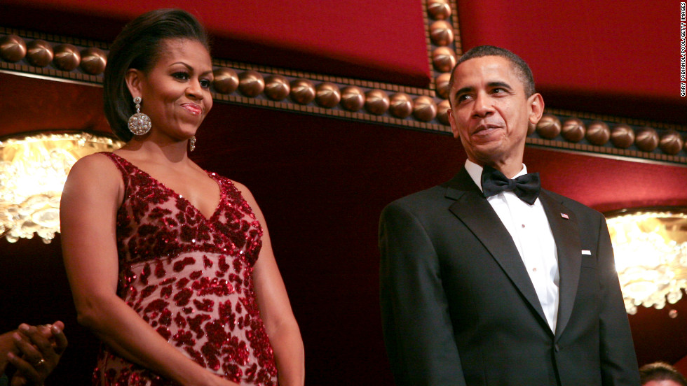 Obama highlighted Naeem Khan&#39;s talents in a scarlet-hued gown with matte crushed sequins and abstract wind-blown roses on scarlet tulle at the 2010 Kennedy Center Honors, according to Taylor.