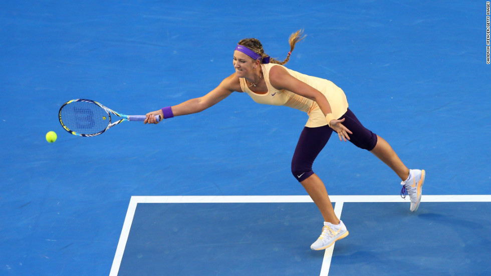Benlarus Azarenka reaches for a forehand during Saturday&#39;s final. 