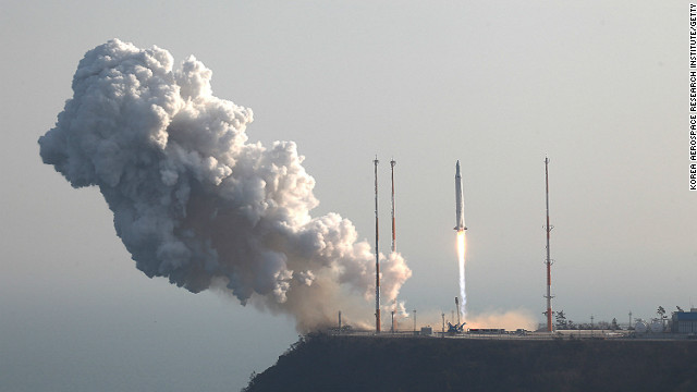In this handout image provided by the Korea Aerospace Research Institute, KSLV-1 (Naro) rocket lifts off from the launch pad at Goheung Space Center on January 30, 2013 in Goheung-gun, South Korea. 