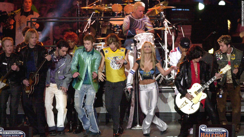 Britney Spears, Aerosmith, &#39;N Sync, Mary J. Blige and Nelly put on an &lt;a href=&quot;https://www.youtube.com/watch?v=oeLnwbJzLO0&quot; target=&quot;_blank&quot;&gt;entertaining show&lt;/a&gt; in 2001, performing hits like &quot;Bye Bye Bye&quot; and &quot;I Don&#39;t Want to Miss a Thing,&quot; but it was the big finale where the entire group sang &quot;Walk This Way&quot; that puts this performance into the halftime hall of fame.