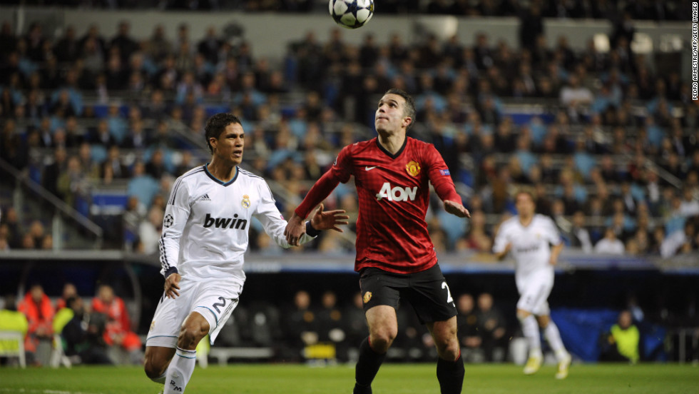 United&#39;s Robin van Persie had two glorious opportunities to win the game for United in the second half, one which was turned onto the crossbar by Diego Lopez and another which was kicked off the line by Xabi Alonso.