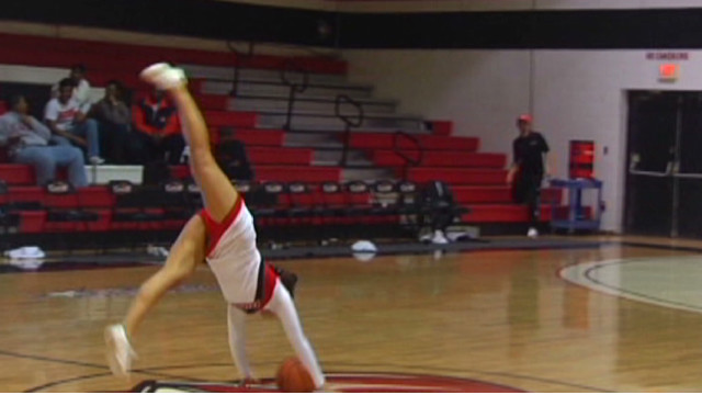 See Cheerleader S Half Court Trick Shot Cnn Video