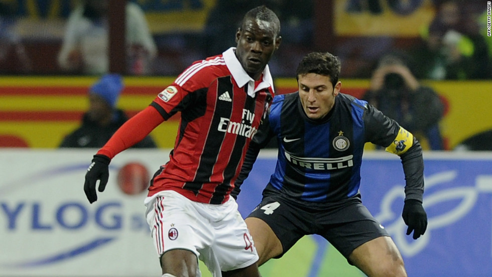 Mario Balotelli could not find his scoring form as AC Milan were held 1-1 by his former club Inter in the San Siro.