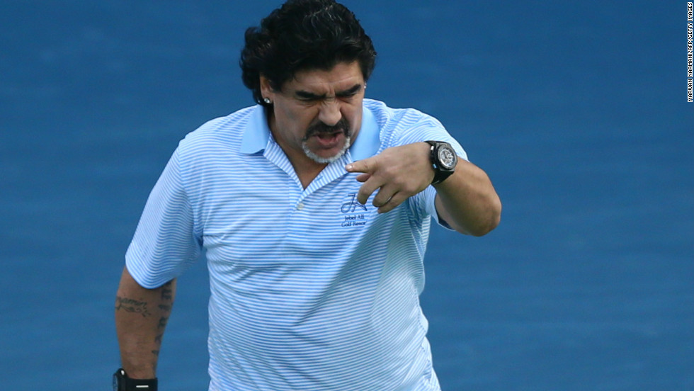 The 52-year-old was in the stands to watch Del Potro&#39;s 6-3, 6-3 second round win over Somdev Devvarman before treating the crowd to a five minute exhibition.