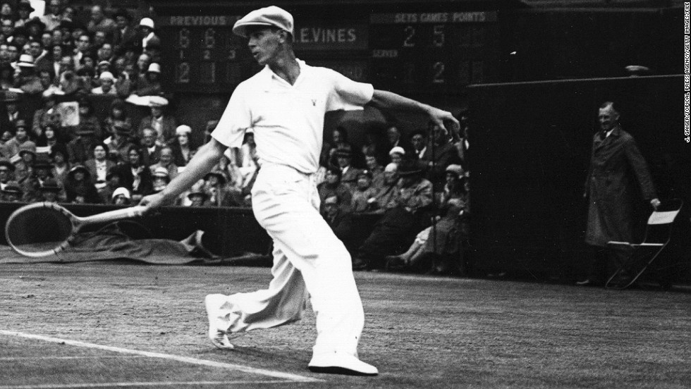 Another American, Ellsworth Vines, was the world&#39;s top-ranked men&#39;s tennis player on several occasions during the 1930s but had less success when he turned to golf. He did, however, win two state tournaments in the U.S.