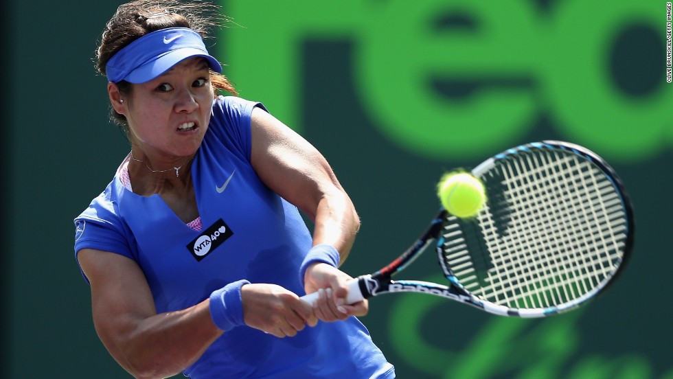 Li Na continued her comeback from injury with a 6-2 6-4 win over American Varvara Lepchenko.  The Chinese star, who  missed seven weeks of action after sustaining an ankle problem during her Australian Open final defeat, will face Spain&#39;s Garbine Murgurza in the next round.