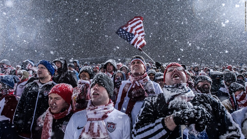 Just over 19,000 hardy souls braved the cold to see if the U.S. could bounce back after last month&#39;s defeat to Honduras.