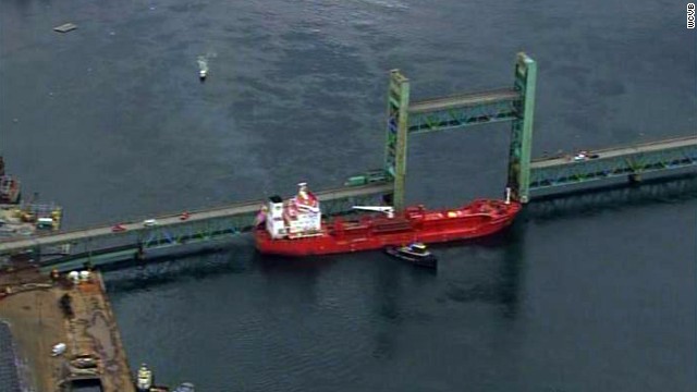 Disabled Tanker Ship Hits Bridge Linking Maine, N.h. - Cnn