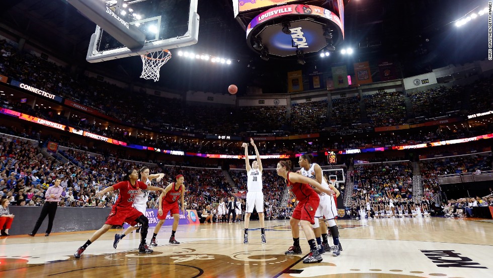 UConn blows out Louisville for women's basketball title - CNN