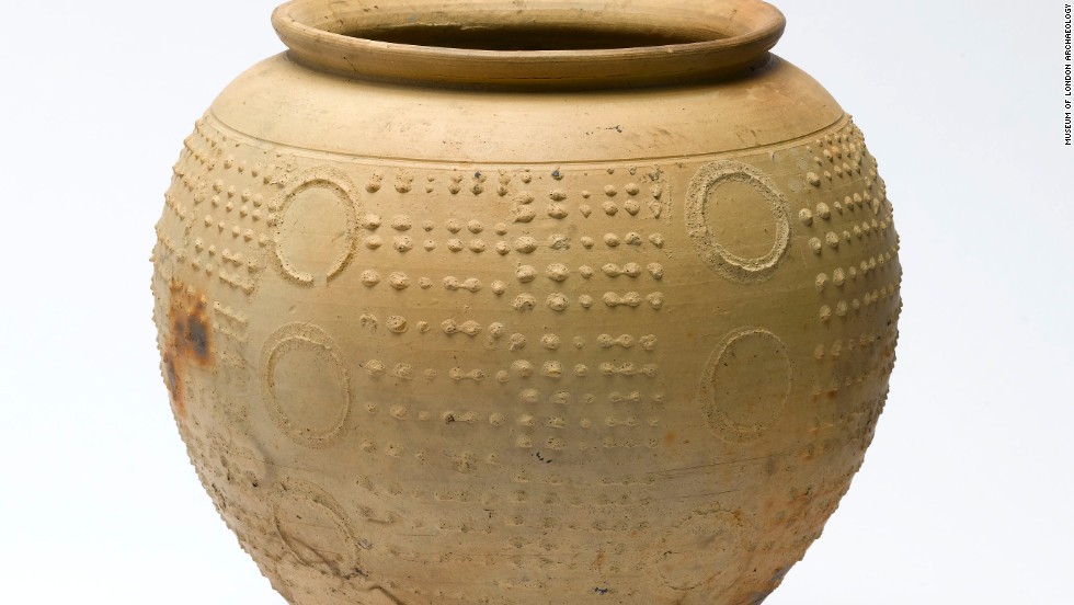 Complete Roman ceramic beaker.
