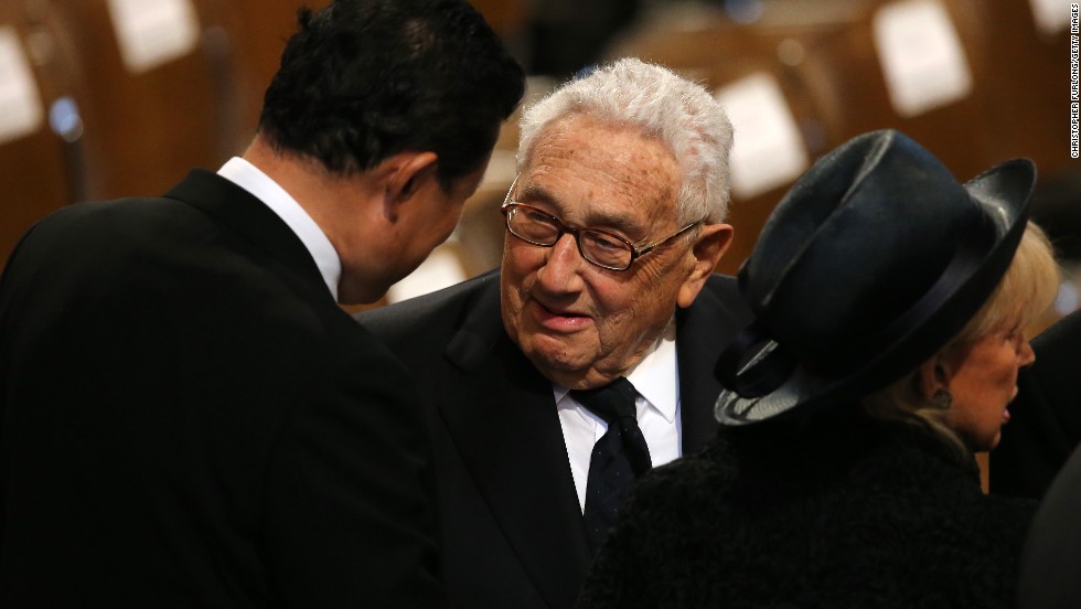 Former U.S. Secretary of State Henry Kissinger is among the dignitaries at St. Paul&#39;s Cathedral.