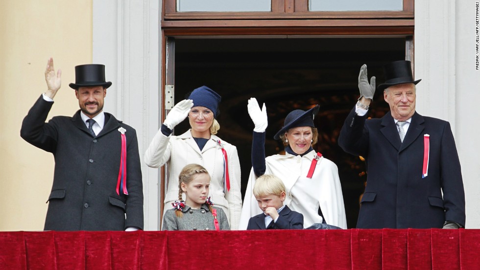 Norway&#39;s Crown Prince Haakon, left, and Crown Princess Mette-Marit, second left, are next in line behind King Harald and Queen Sonja.