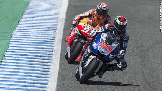Yamaha&#39;s Jorge Lorenzo leads Honda rider Marc Marquez during the MotoGP of Spain at Jerez.