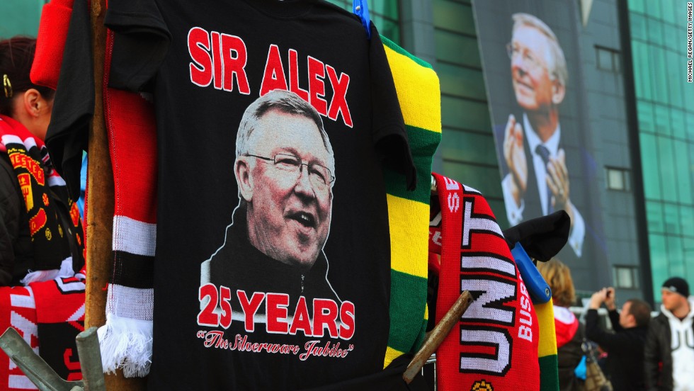 The next season, United commemorated Ferguson&#39;s 25 years as manager on November 5, 2011.