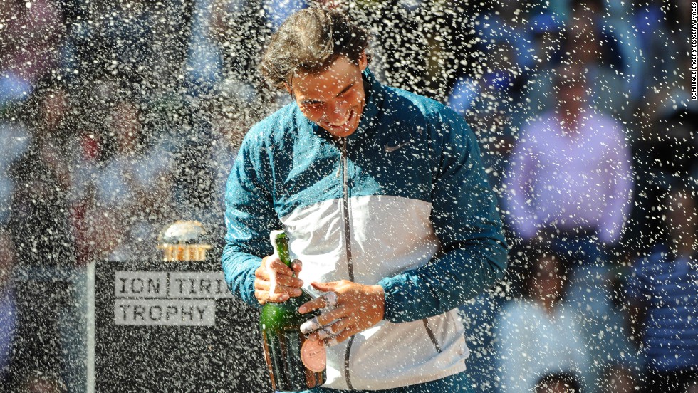 In the men&#39;s tournament in Madrid, Rafael Nadal delighted his home fans by winning the Spanish tournament for the third time, beating Swiss 15th seed Stanislas Wawrinka in the final. 