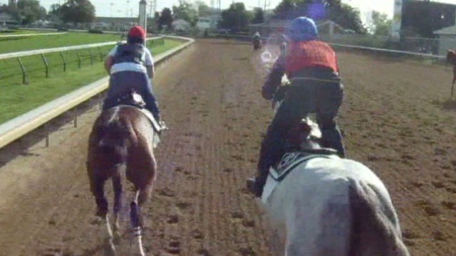 Jockey cam: Horse racing on dirt