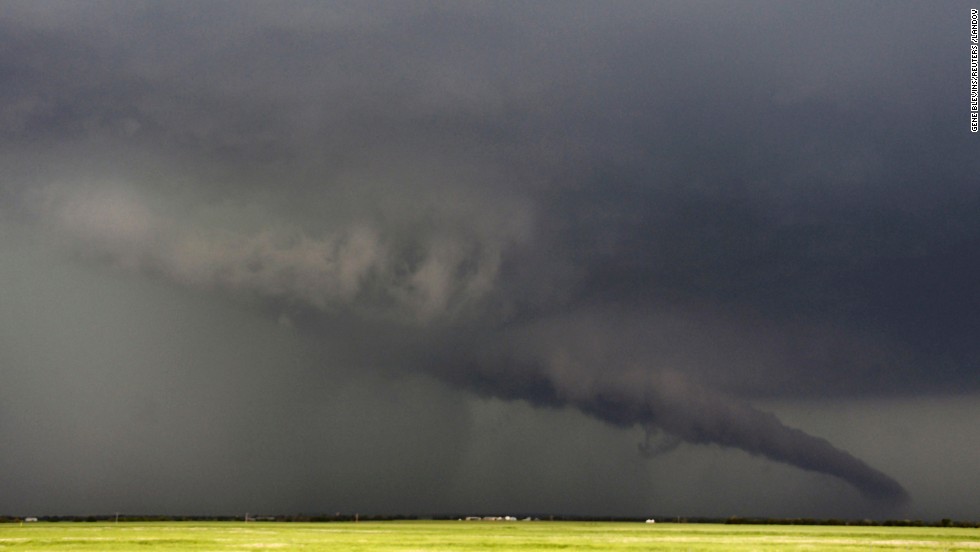 A funnel cloud stretches toward the ground near South Haven, Kansas, on May 19. As many as&lt;a href=&quot;http://www.cnn.com/2013/05/20/us/gallery/midwest-weather/index.html&quot; target=&quot;_blank&quot;&gt; 28 tornadoes were reported in Oklahoma, Kansas, Illinois and Iowa&lt;/a&gt; on Sunday and Monday, according to the National Weather Service, with Oklahoma and Kansas the hardest-hit,&lt;a href=&quot;http://www.cnn.com/2013/05/20/us/gallery/moore-oklahoma-tornado/index.html?hpt=hp_t1&quot; target=&quot;_blank&quot;&gt; including a EF4 storm that devastated Moore, Oklahoma&lt;/a&gt;.
