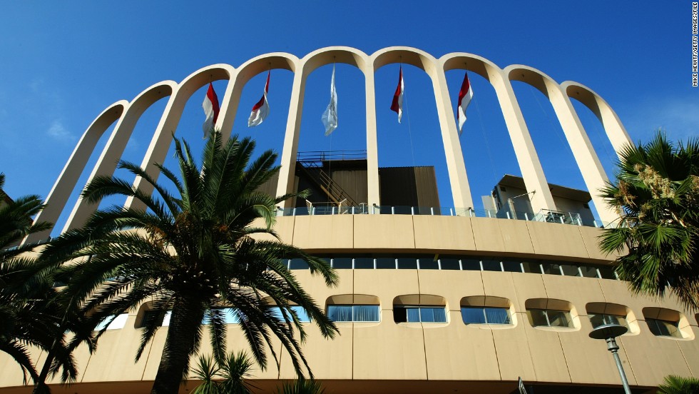 Monaco play at the Stade Louis II. However the club have historically struggled to attract large attendances. Even when Monaco reached the Champions League final in 2004, the club&#39;s average  domestic gate that season was just 10,394.