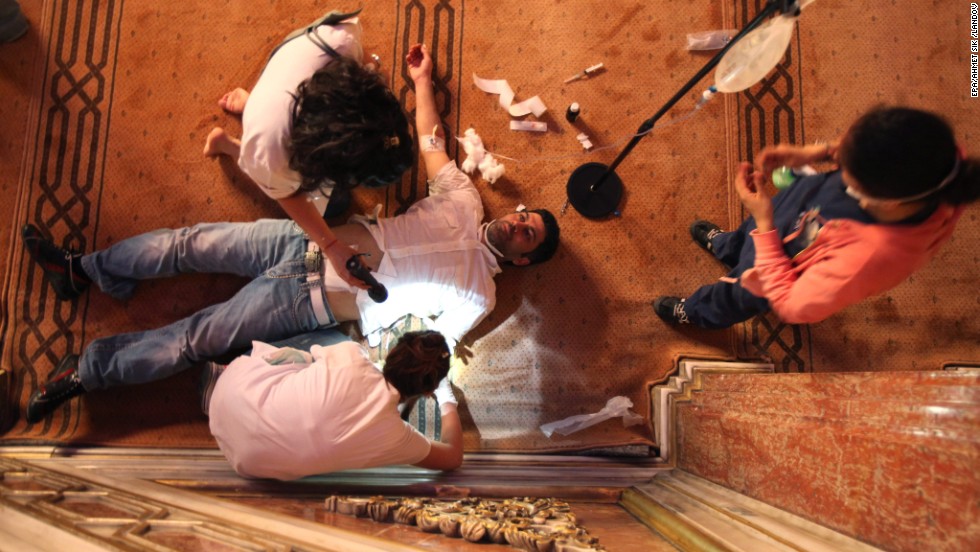 During the clashes, volunteer doctors helped injured protesters in a mosque on June 3.