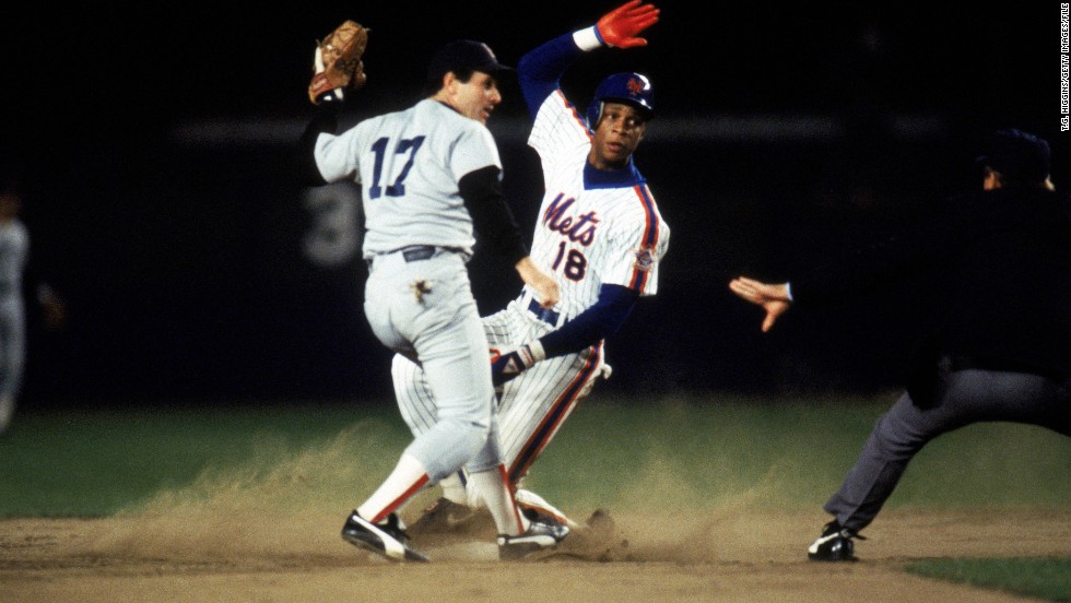 Darryl Strawberry, right, was suspended multiple times throughout his career for cocaine possession and soliciting prostitutes. Strawberry released a book in which he claims that several players with the 1980s Mets committed the same offenses.