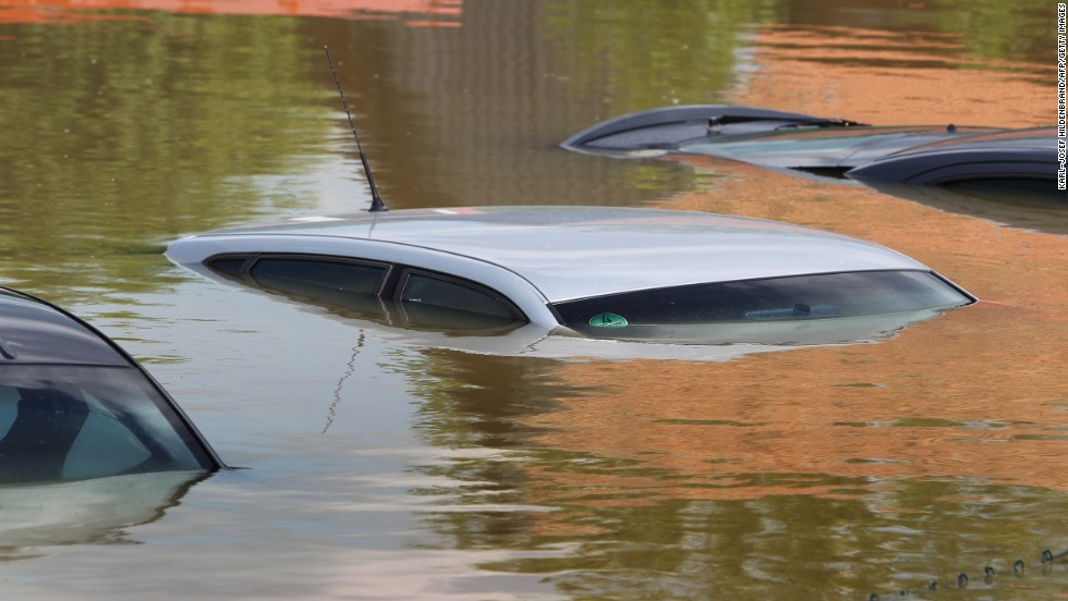 Flood waters threaten cities in Czech Republic, Germany, Slovakia - CNN