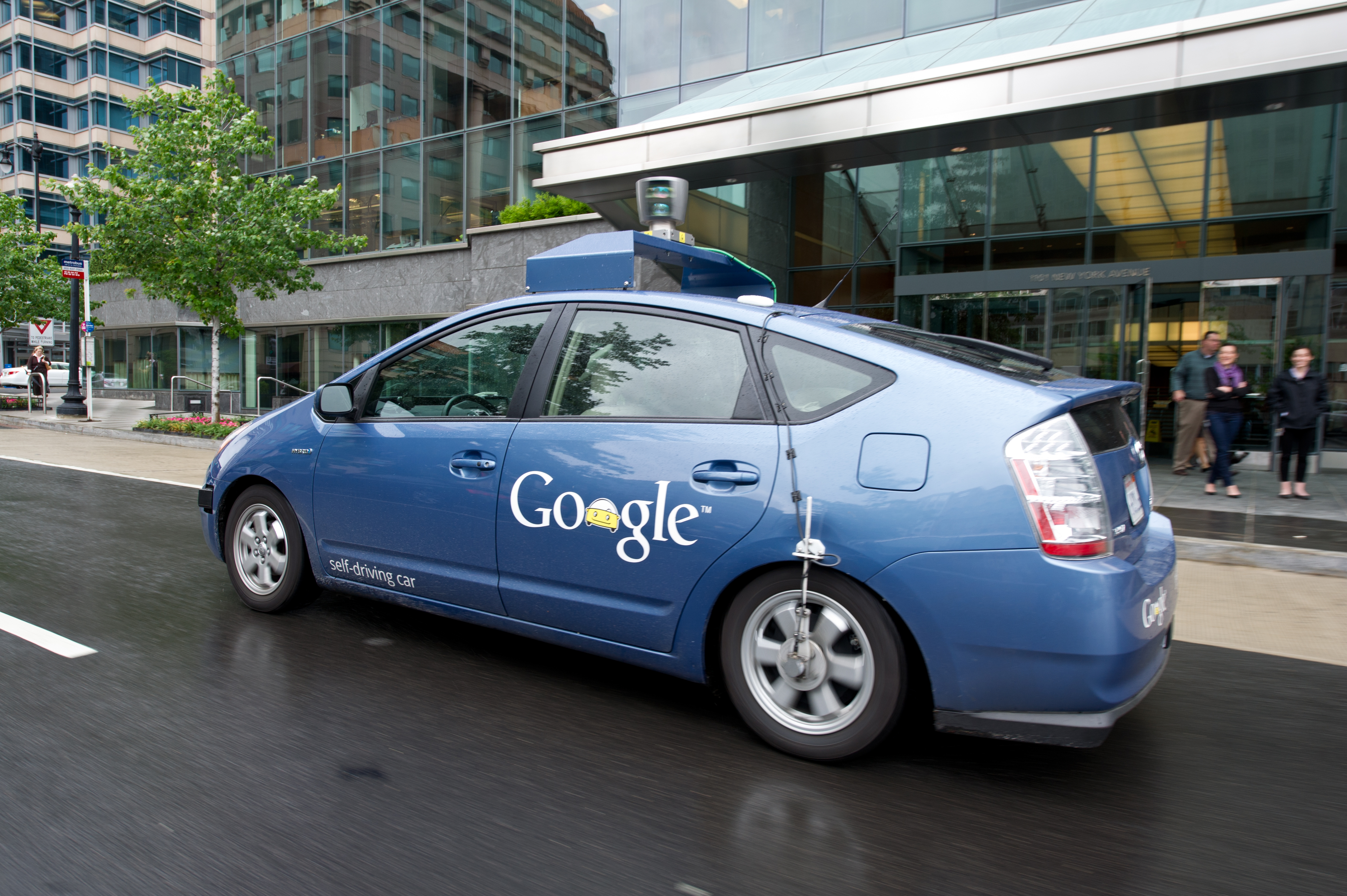 google self drive car prius