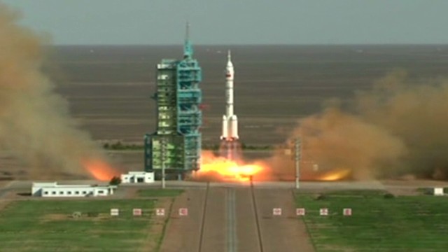 China launches manned spacecraft