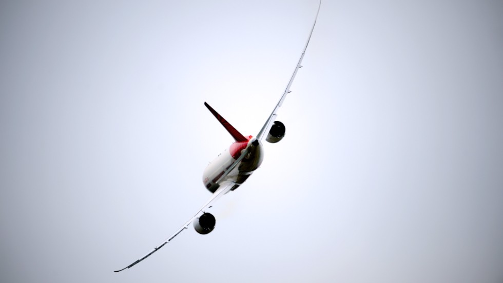 Boeing Launches New Dreamliner - CNN Video